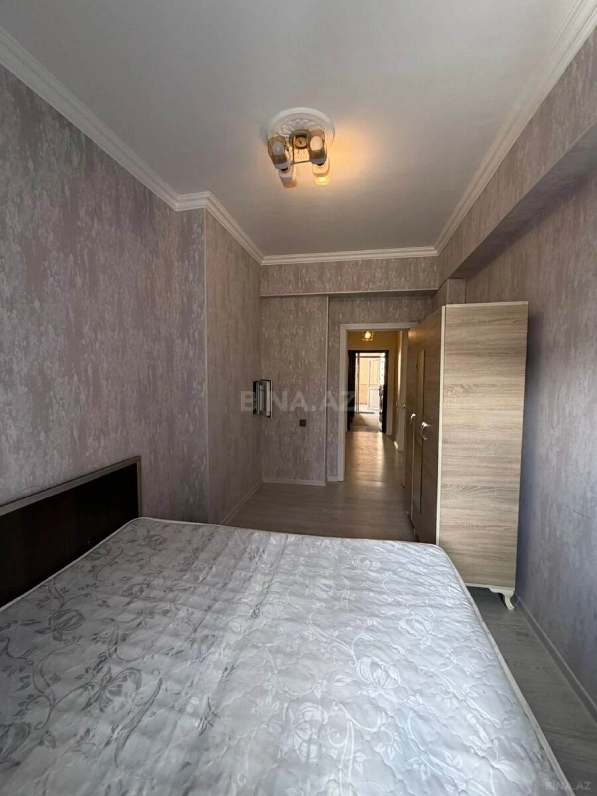 Satılır 2 otaqlı mənzil 56 m²