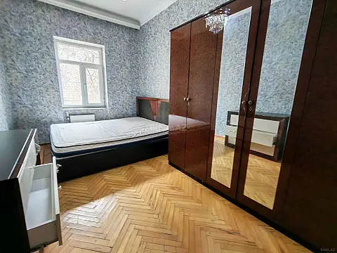 Kirayə verilir 3 otaqlı mənzil 80 m²