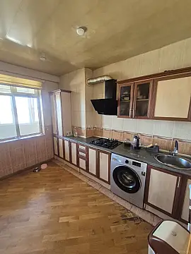 Satılır 3 otaqlı mənzil 95 m²