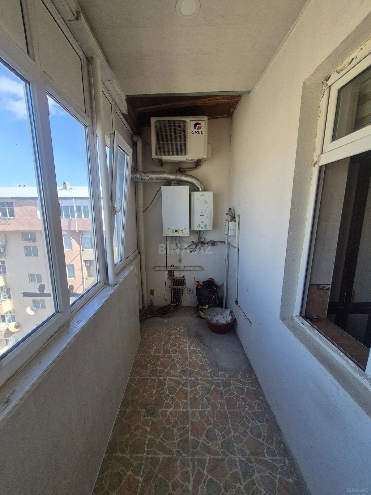 Satılır 3 otaqlı mənzil 95 m²