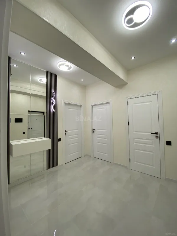 Satılır 3 otaqlı mənzil 76 m²