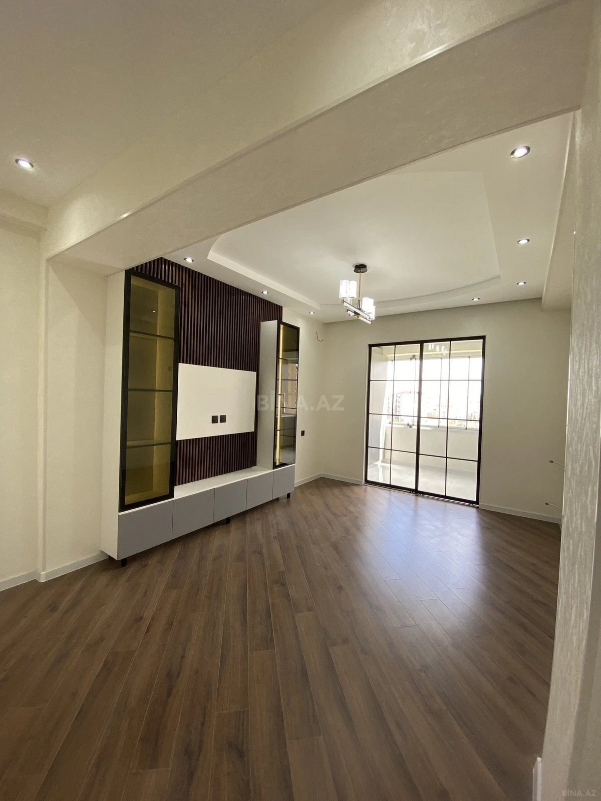 Satılır 3 otaqlı mənzil 76 m²