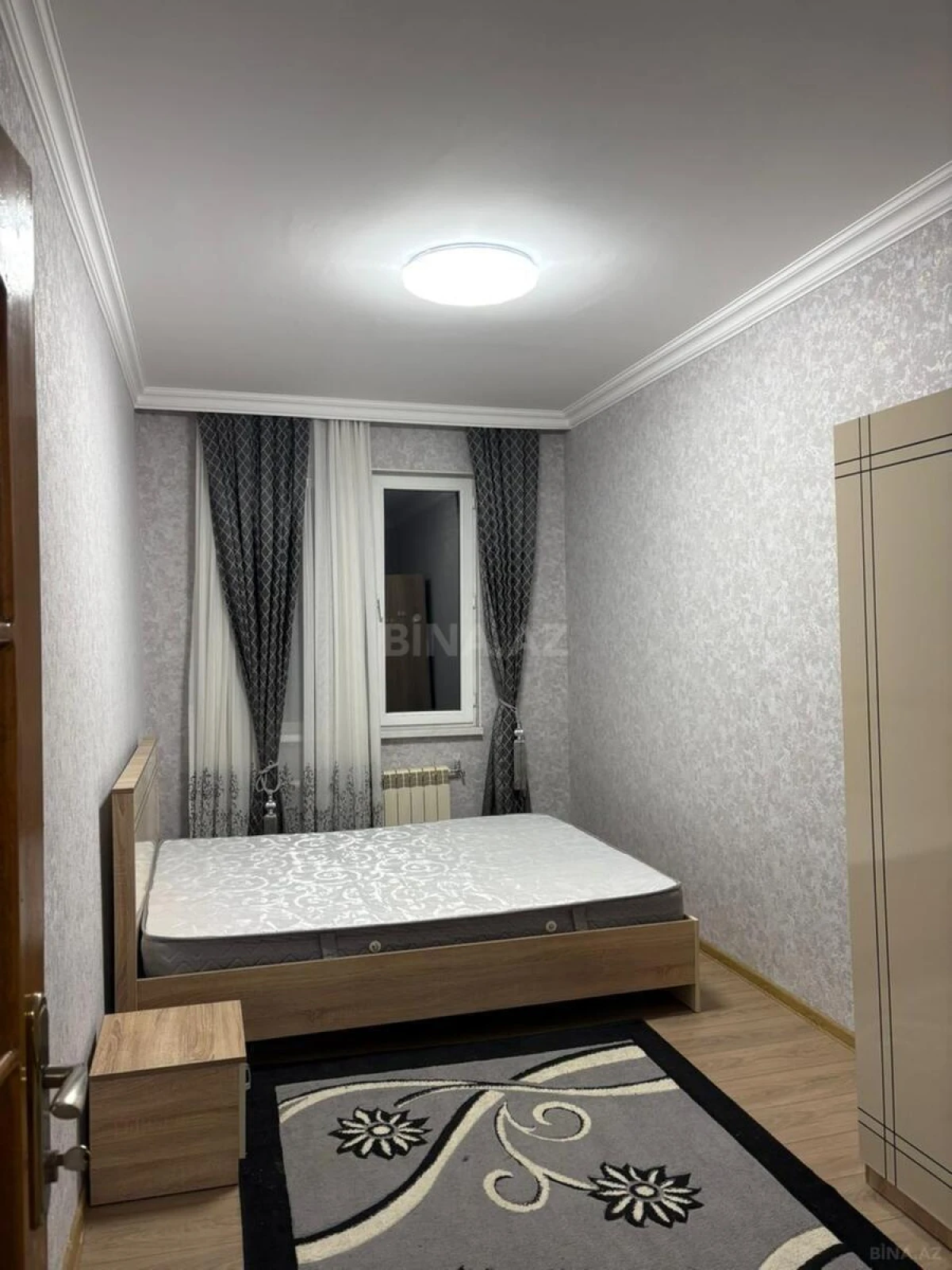 Kirayə verilir 2 otaqlı mənzil 45 m²