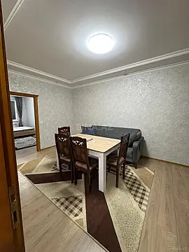 Kirayə verilir 2 otaqlı mənzil 45 m²