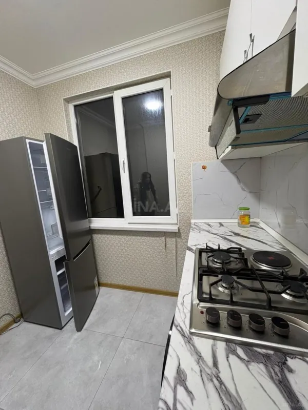 Kirayə verilir 2 otaqlı mənzil 45 m²