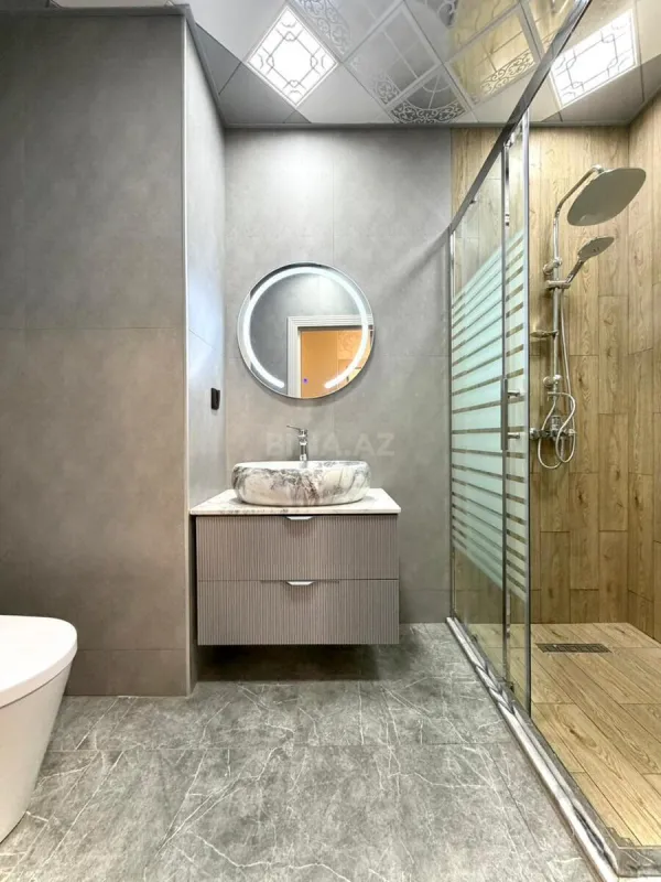 Satılır 2 otaqlı mənzil 73 m²