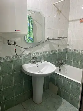 Kirayə verilir 2 otaqlı mənzil 63 m²