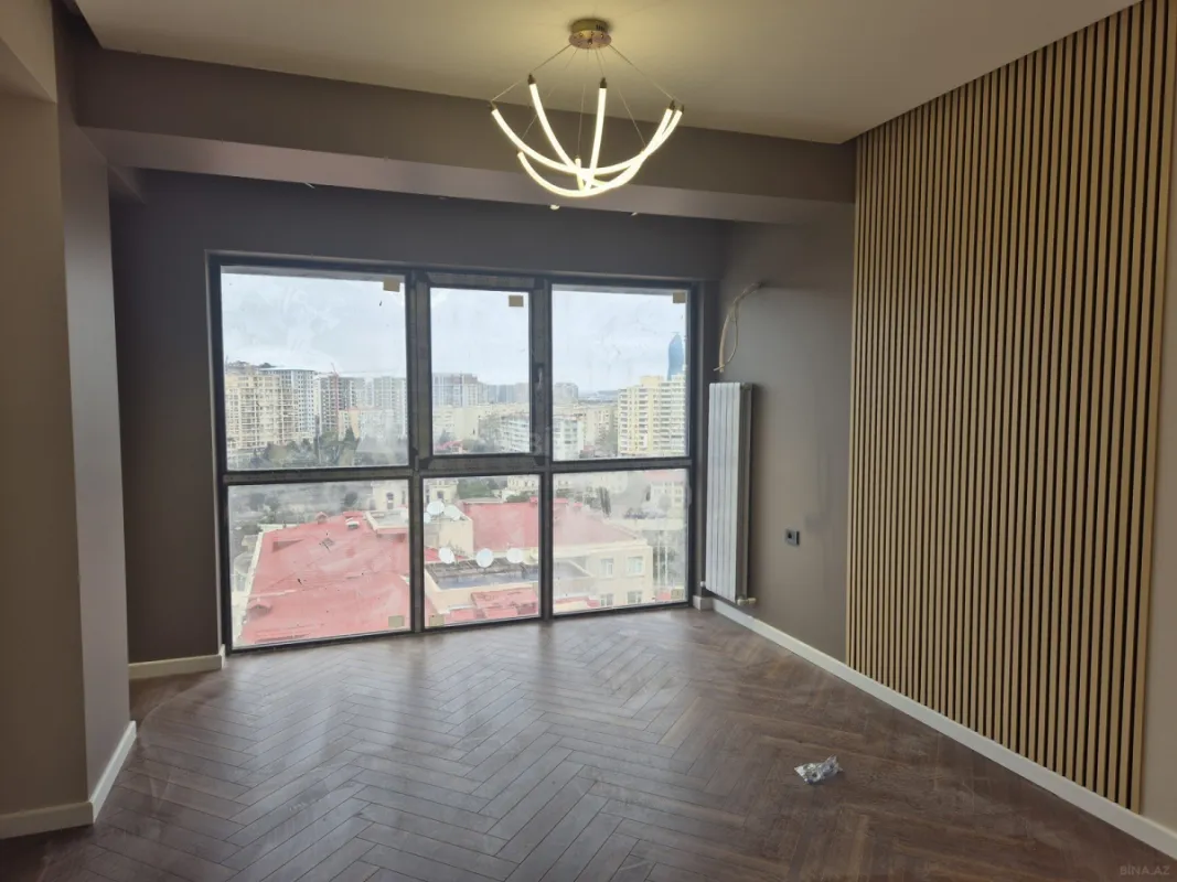 Satılır 3 otaqlı mənzil 113 m²