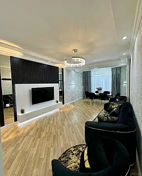 Satılır 2 otaqlı mənzil 74 m²