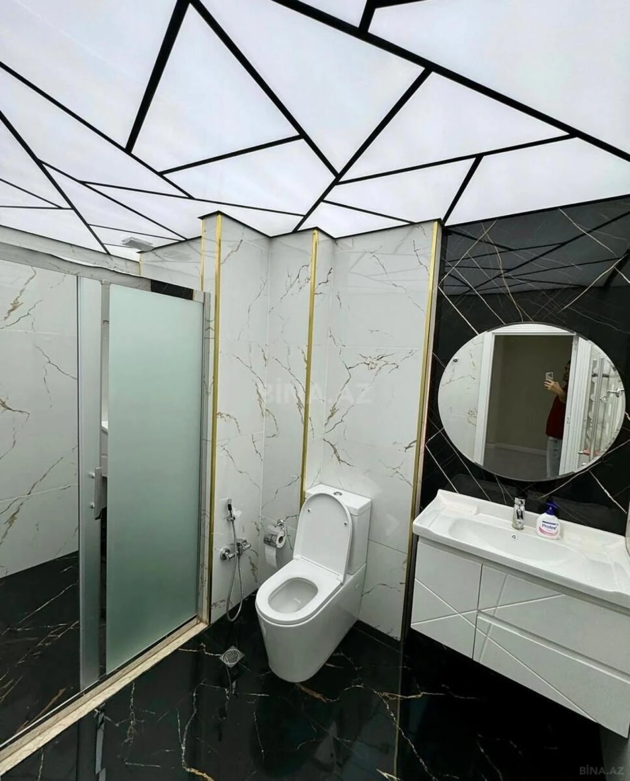 Satılır 2 otaqlı mənzil 74 m²