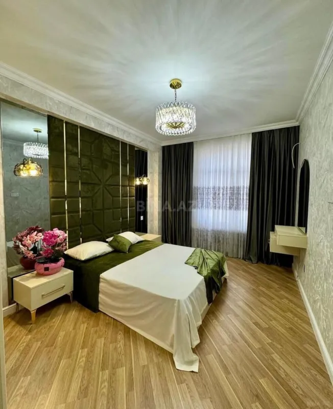 Satılır 2 otaqlı mənzil 74 m²