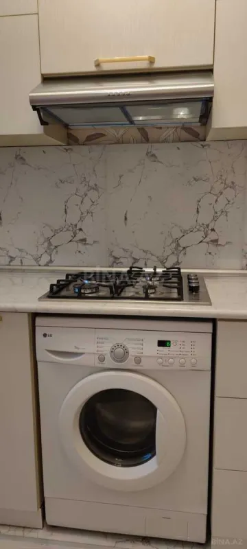 Kirayə verilir 2 otaqlı mənzil 60 m²