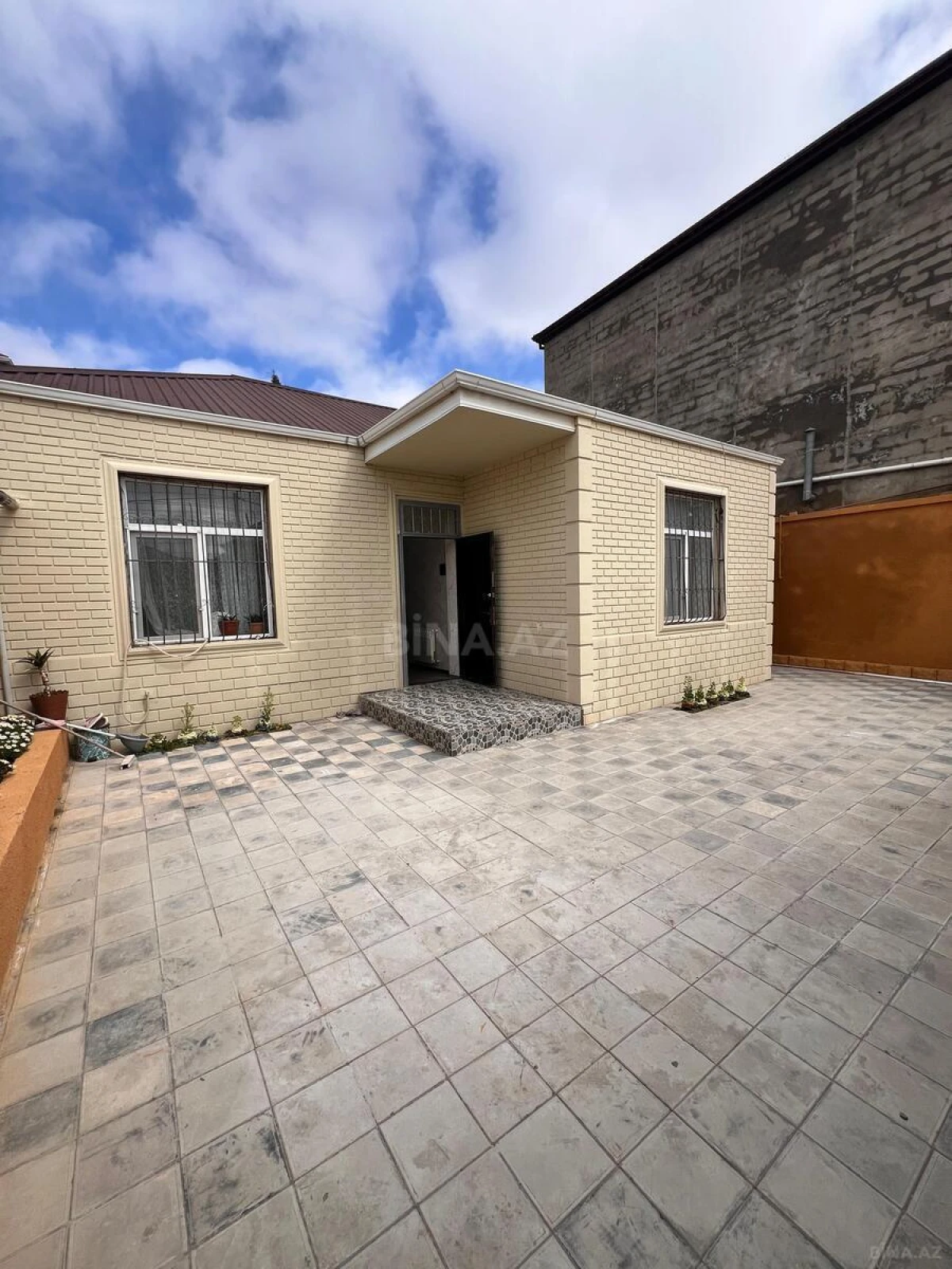 Satılır 3 otaqlı həyət evi 100 m²