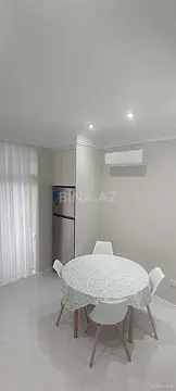 Kirayə verilir 2 otaqlı mənzil 108 m²