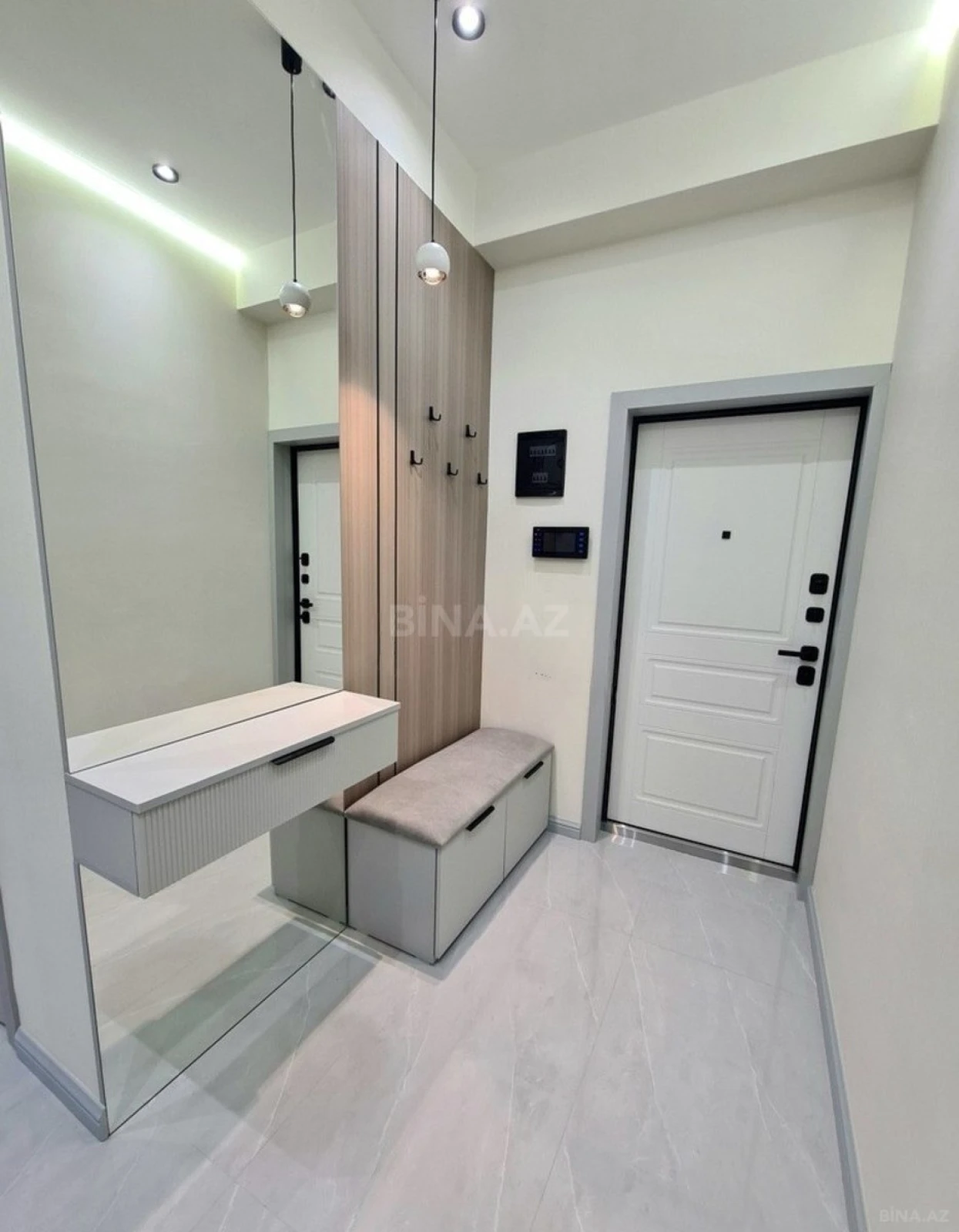 Satılır 3 otaqlı mənzil 86 m²