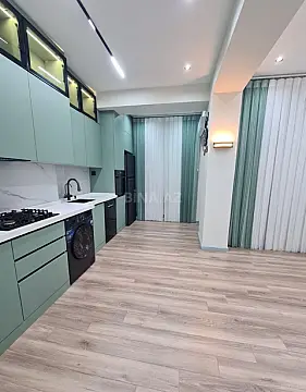 Satılır 3 otaqlı mənzil 86 m²