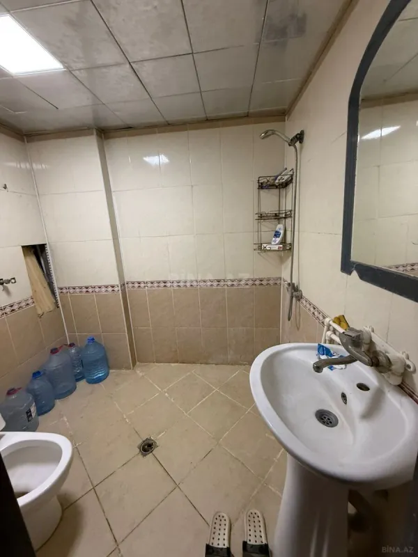 Satılır 3 otaqlı mənzil 112 m²