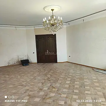 Satılır 3 otaqlı mənzil 154 m²