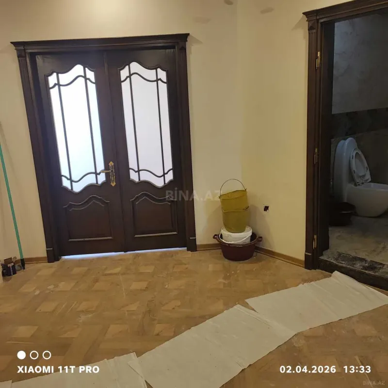 Satılır 3 otaqlı mənzil 154 m²