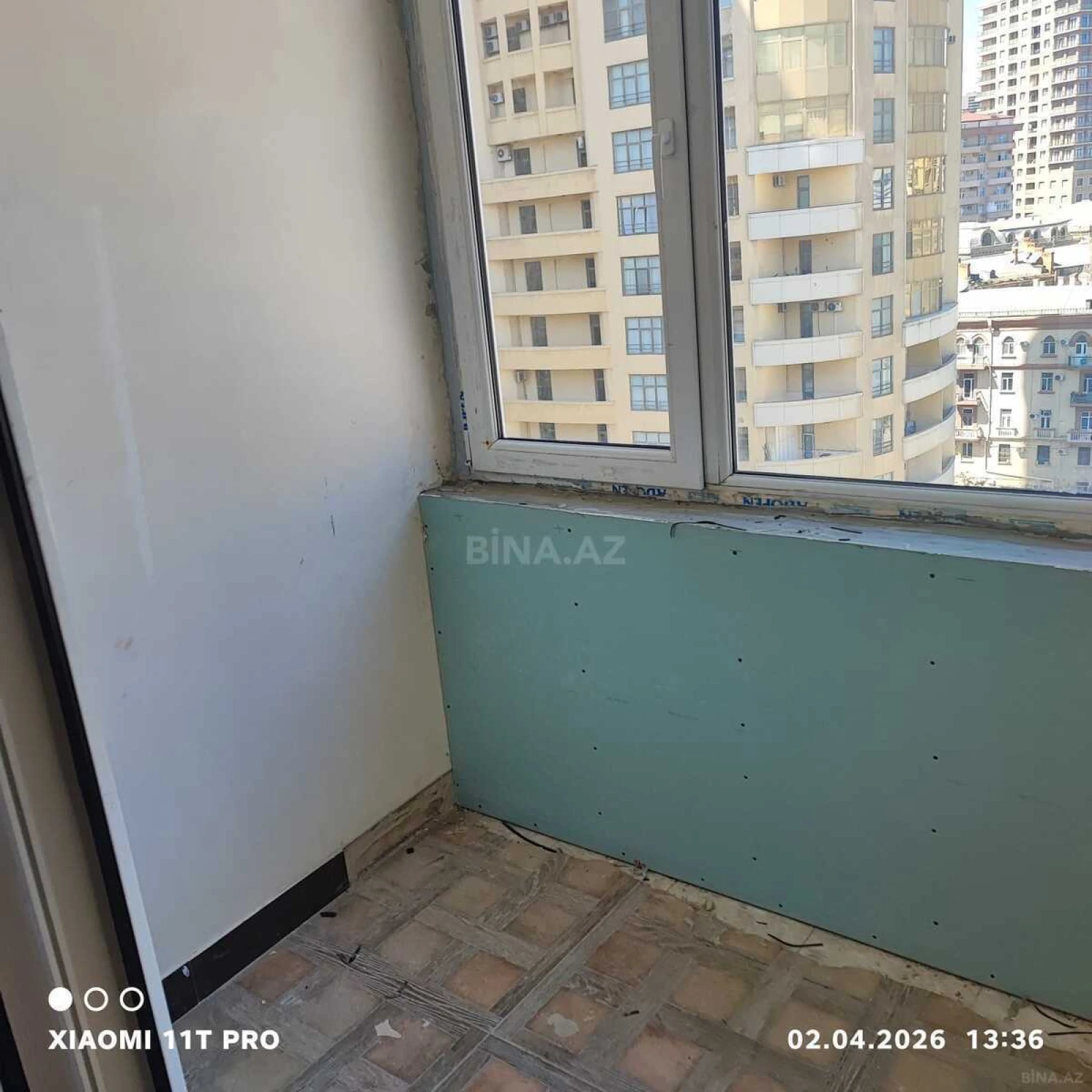 Satılır 3 otaqlı mənzil 154 m²