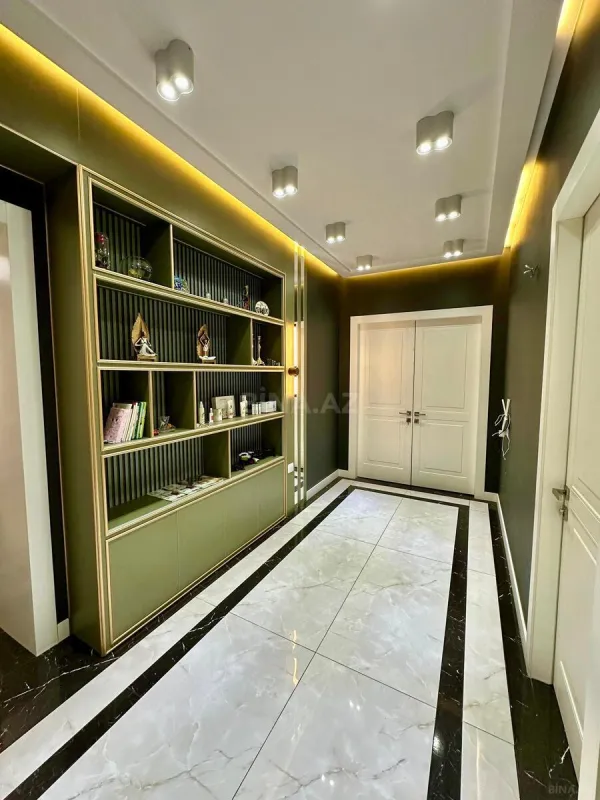 Satılır 2 otaqlı mənzil 105.5 m²