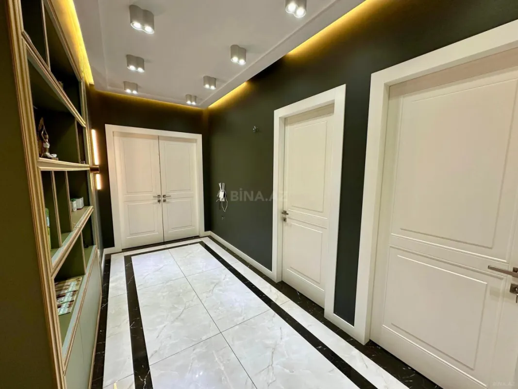 Satılır 2 otaqlı mənzil 105.5 m²