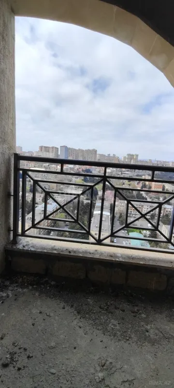 Satılır 2 otaqlı mənzil 79 m²