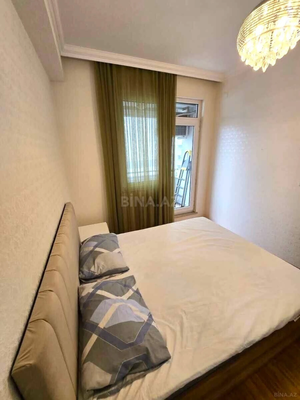 Satılır 2 otaqlı mənzil 52 m²
