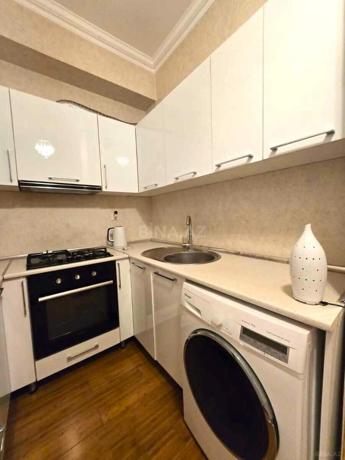 Satılır 2 otaqlı mənzil 52 m²