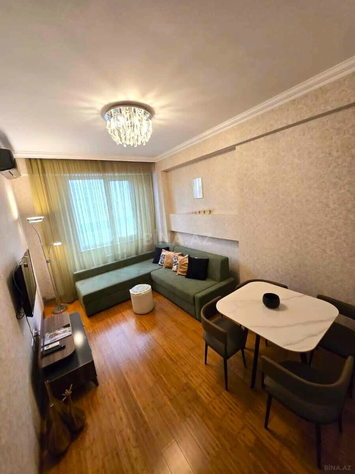 Satılır 2 otaqlı mənzil 52 m²