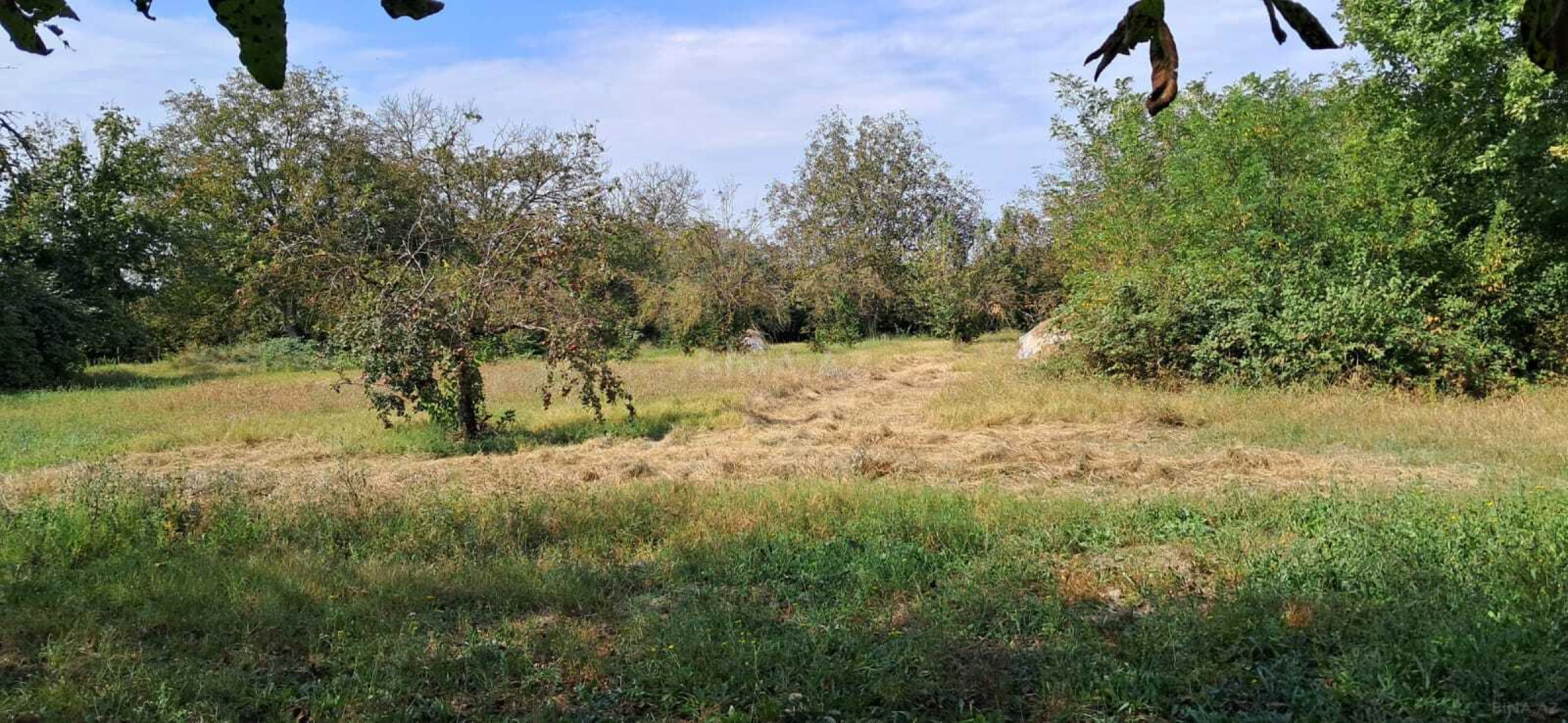 Satılır torpaq sahəsi 25 m²