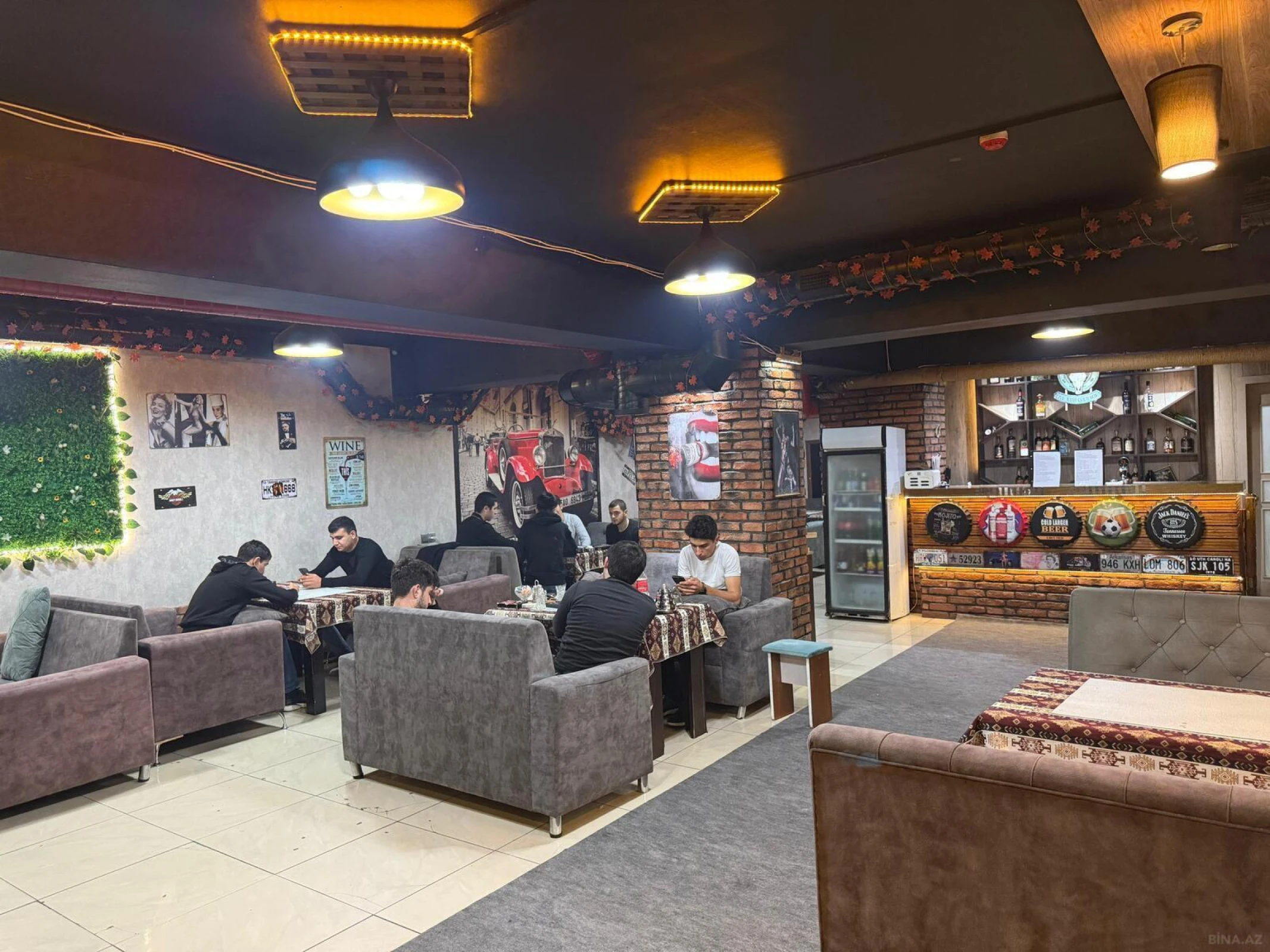 Kirayə verilir obyekt 185 m²