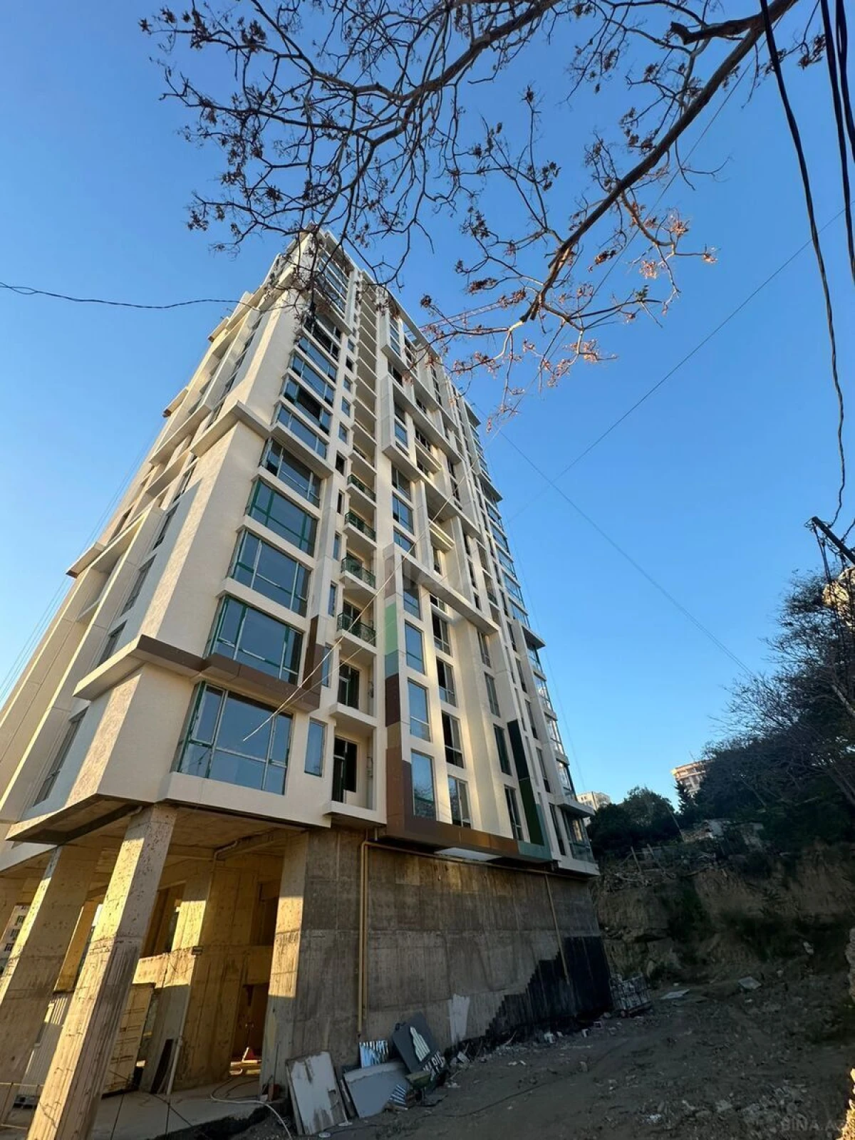 Satılır 3 otaqlı mənzil 110.4 m²