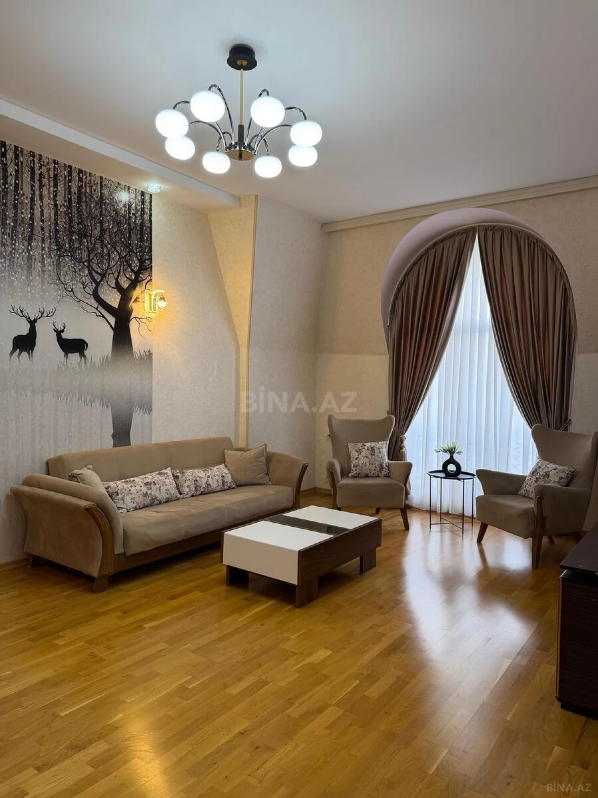 Kirayə verilir 2 otaqlı mənzil 75 m²