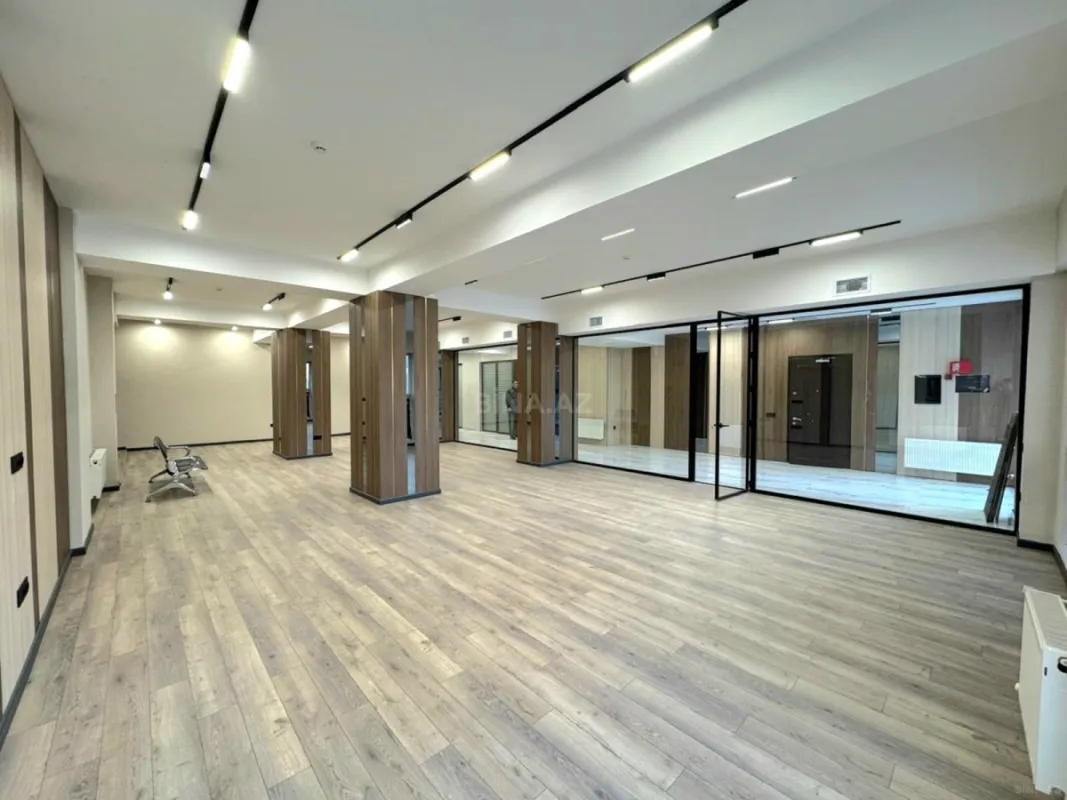 Kirayə verilir 6 otaqlı ofis 330 m²