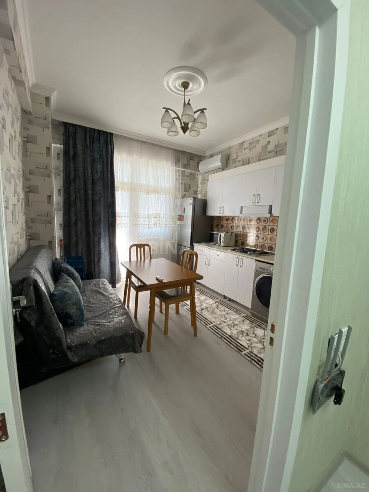 Satılır 1 otaqlı mənzil 51.4 m²