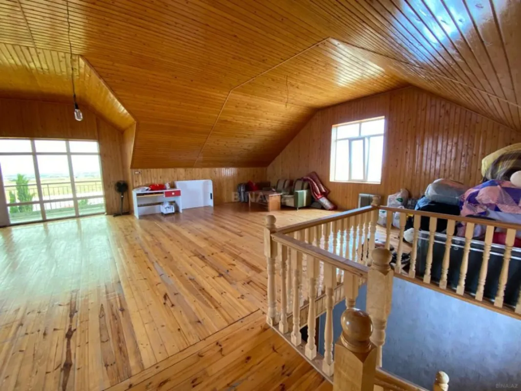 Satılır 4 otaqlı həyət evi 180 m²