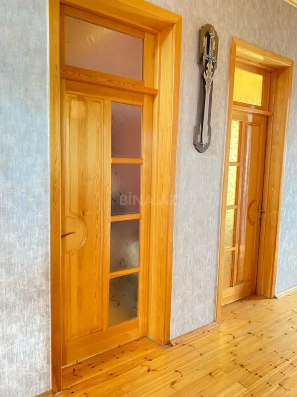 Satılır 4 otaqlı həyət evi 180 m²