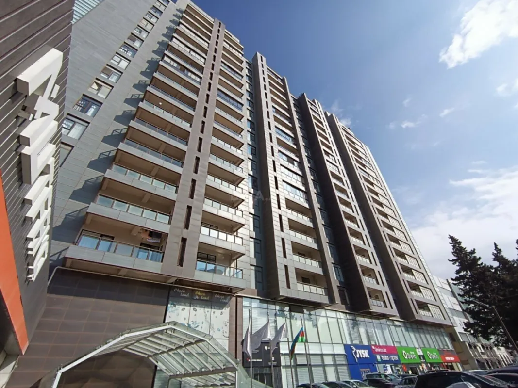 Satılır 2 otaqlı mənzil 88 m²