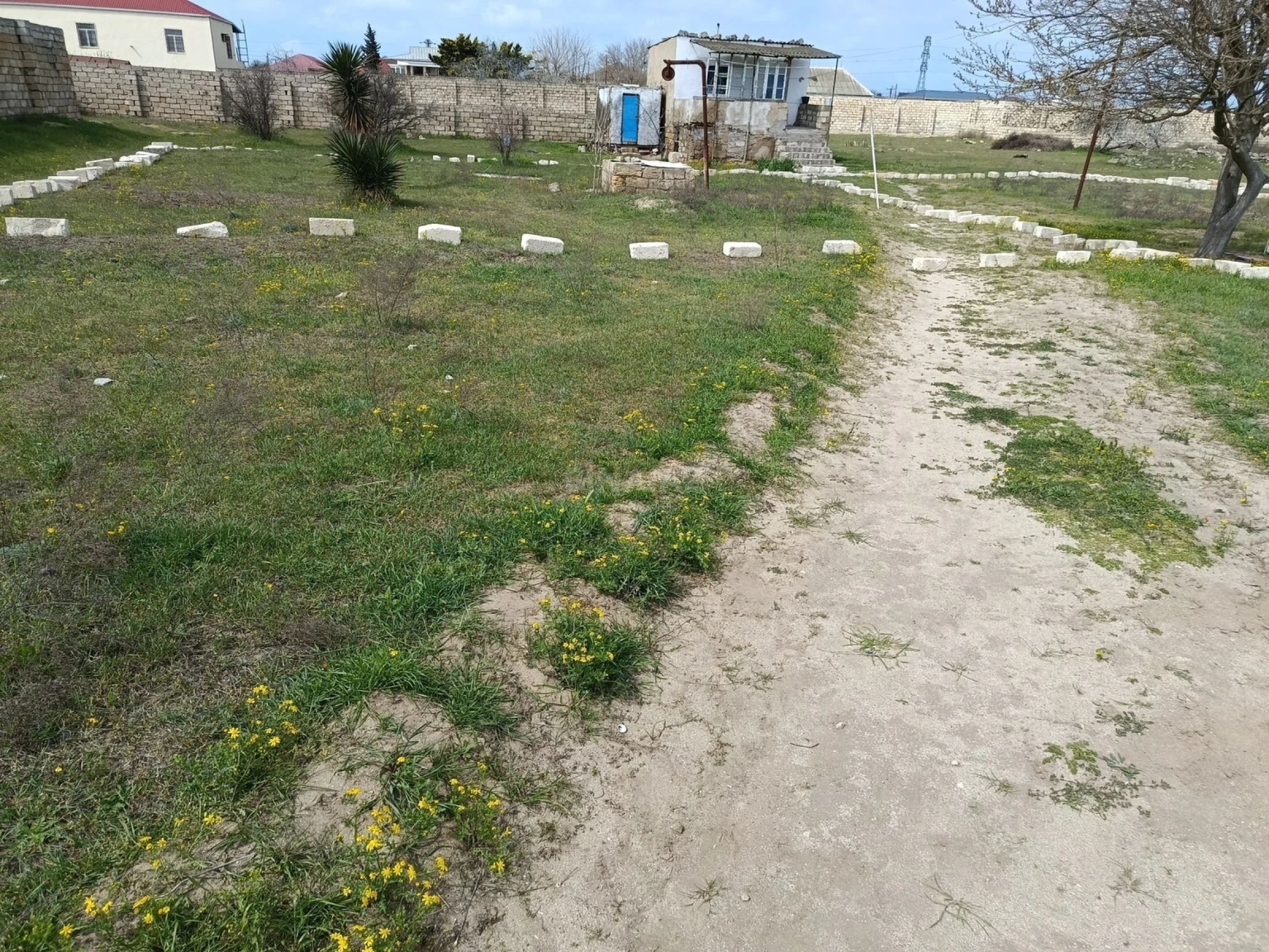 Satılır torpaq sahəsi 4 m²