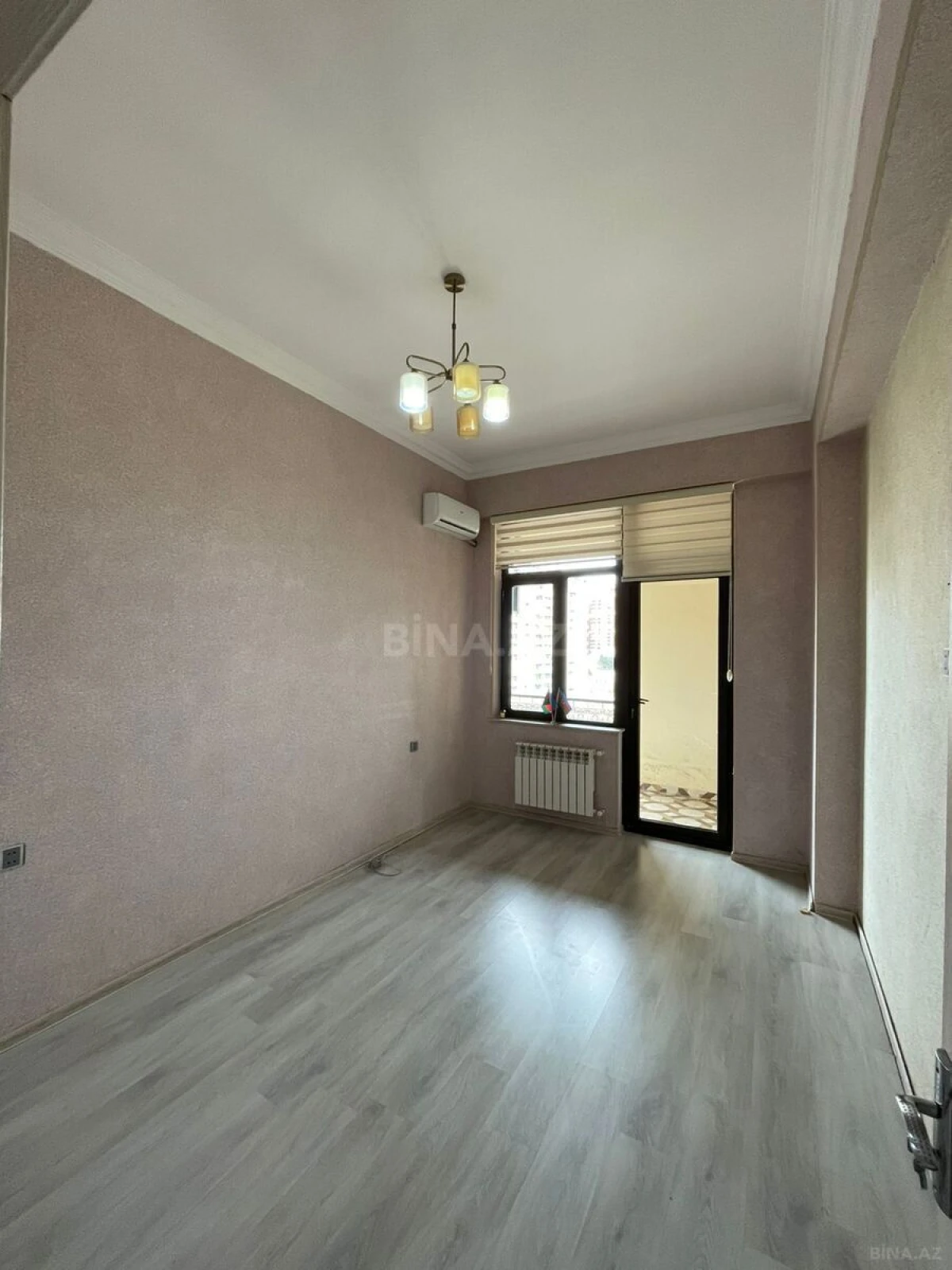 Kirayə verilir 2 otaqlı ofis 100 m²