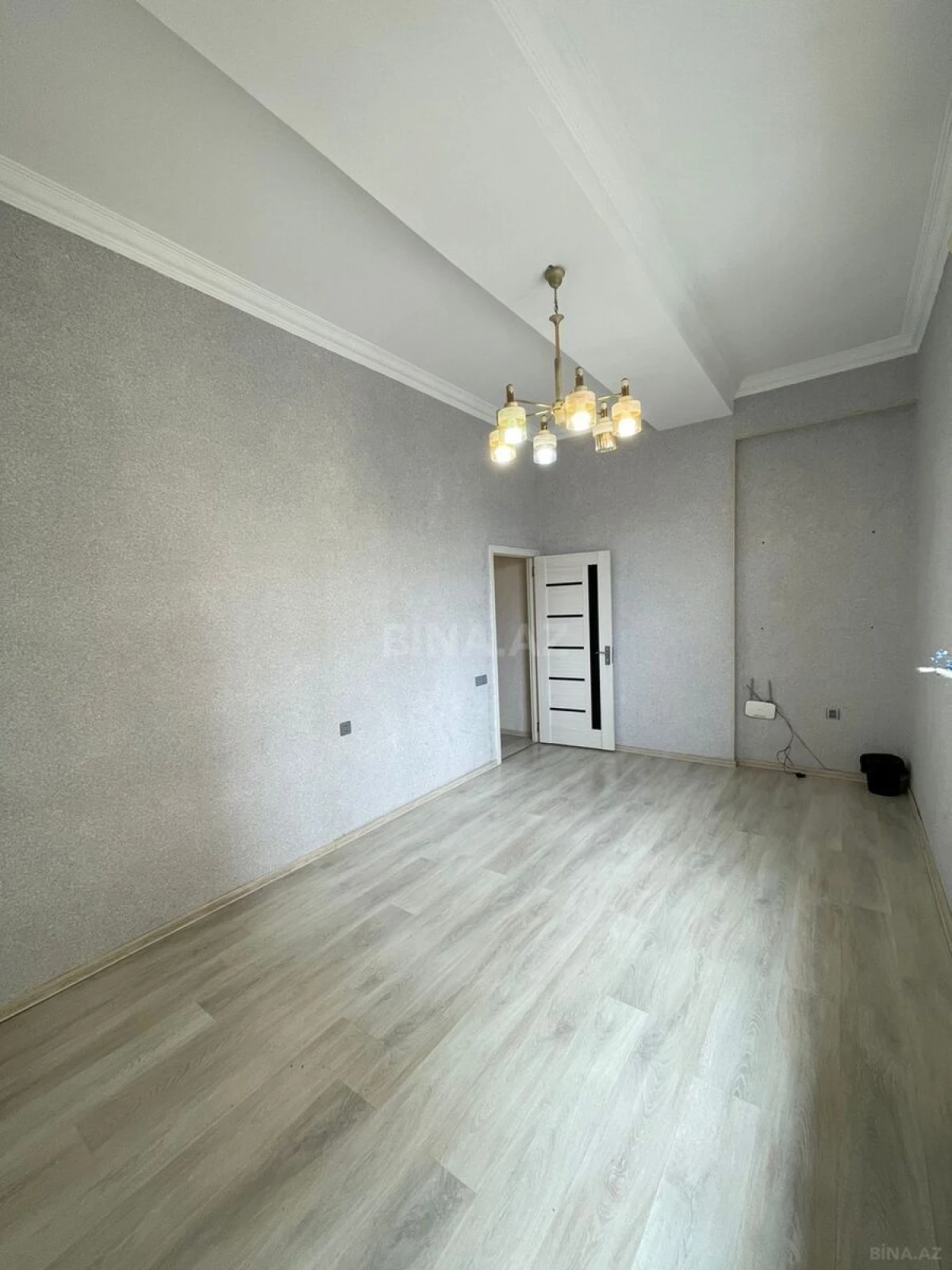 Kirayə verilir 2 otaqlı ofis 100 m²