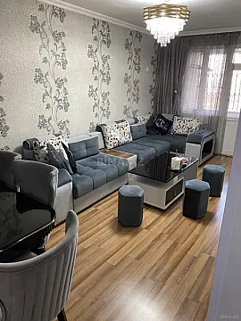 Satılır 2 otaqlı mənzil 71 m²