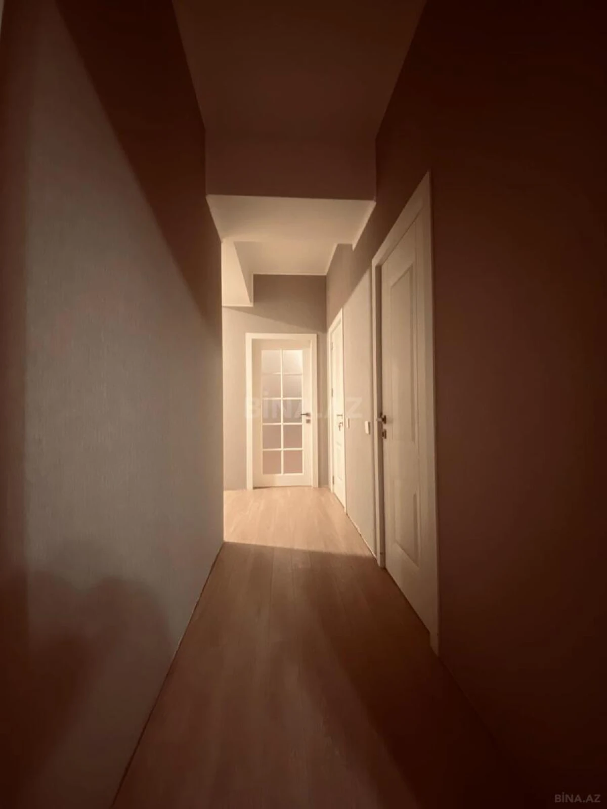 Satılır 3 otaqlı mənzil 110 m²