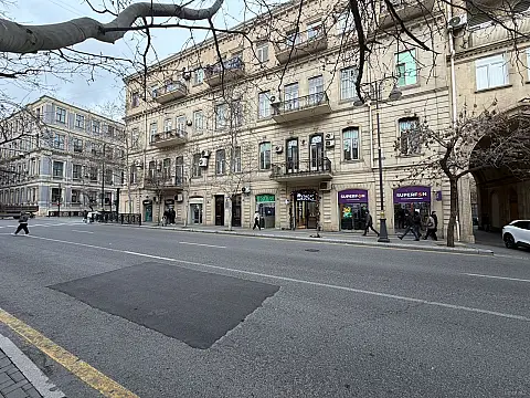 Satılır 2 otaqlı mənzil 63 m² — Bakı 2 otaq 63.00 m²