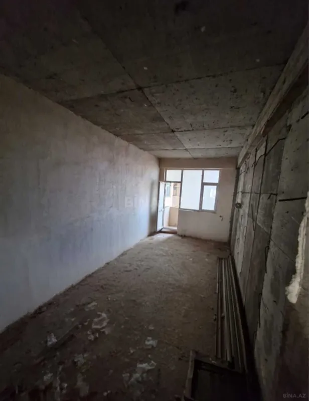 Satılır 4 otaqlı mənzil 137 m²