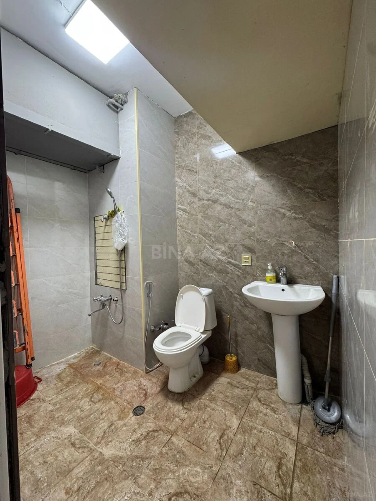 Kirayə verilir 3 otaqlı mənzil 60 m²