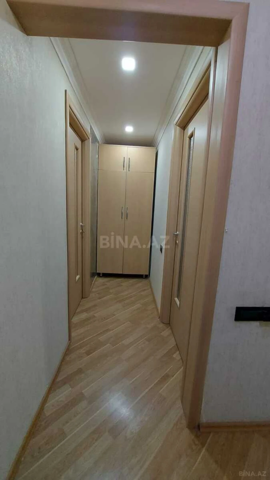 Kirayə verilir 2 otaqlı mənzil 50 m²
