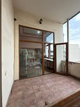 Satılır 4 otaqlı mənzil 118 m²