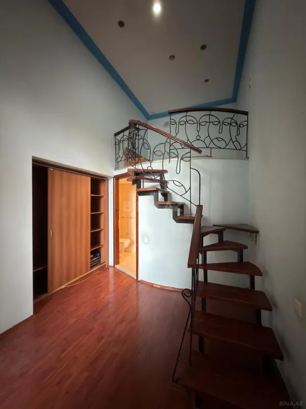 Satılır 4 otaqlı mənzil 118 m²